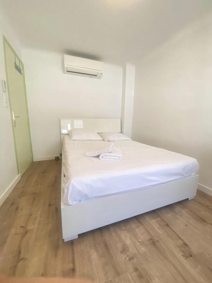 La Cle Maison De Ville, Clim, Wifi A La Bayore Ιέρ Εξωτερικό φωτογραφία